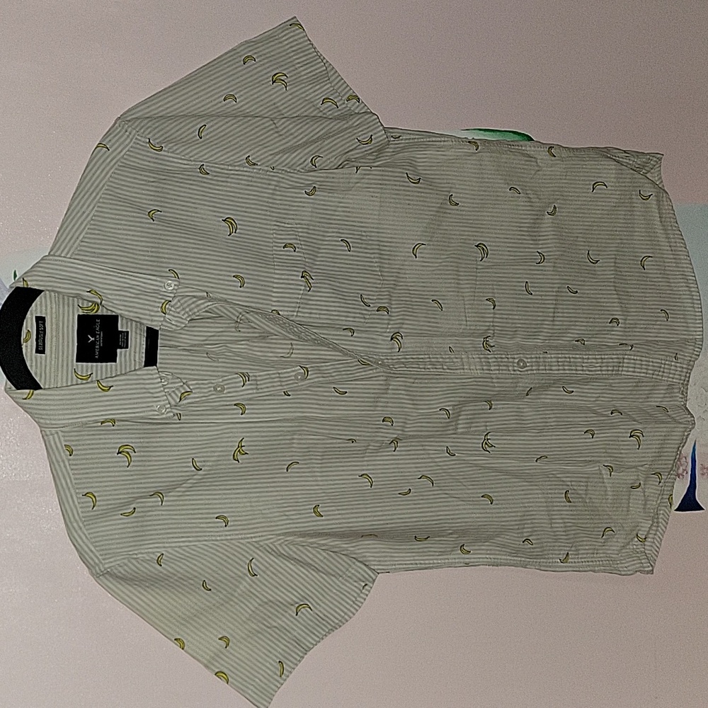 AE mens button bananas down